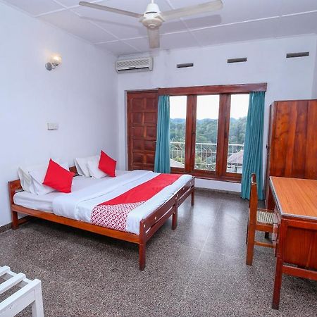 Oyo 436 Sandakelum Tourist Guest House Kandy Luaran gambar